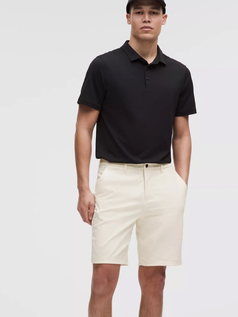 Lululemon classic fit 9” short - light white